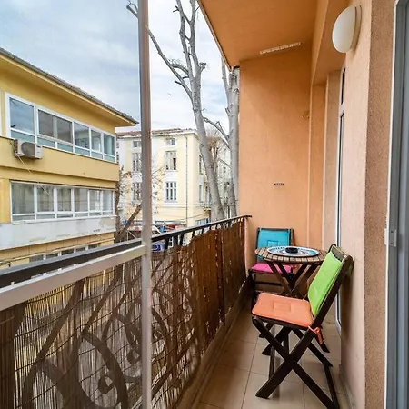 Ohrid 2bdr Apartment Varna